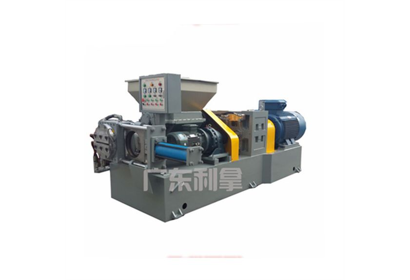 廣東利拿實業(yè)冷喂料擠出機技術(shù)革新引領(lǐng)行業(yè)新風尚-2